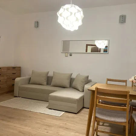 High Noon Apartment Budapest