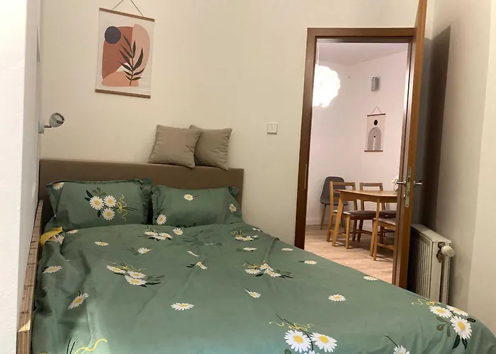 High Noon Apartament *