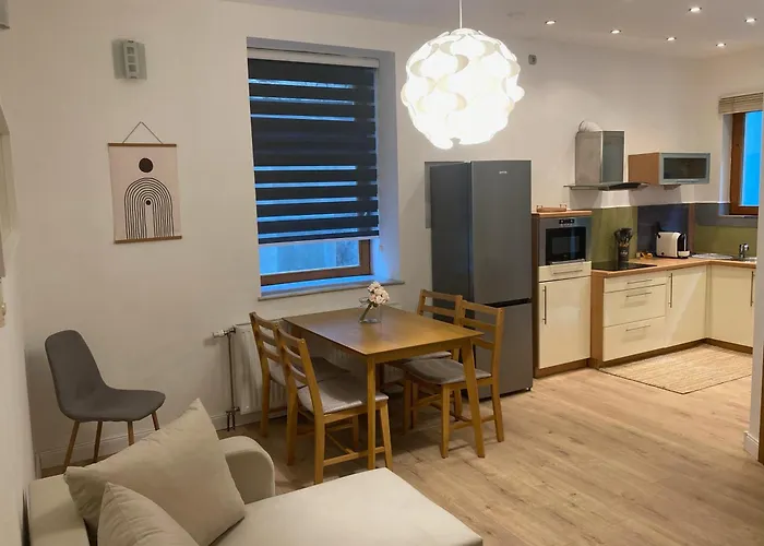 High Noon Apartman